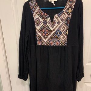 Boutique tunic